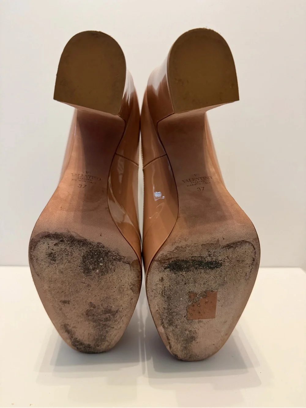 Valentino Garavani Tan-Go Nude Patent Leather Platform Pumps 155mm Size 37